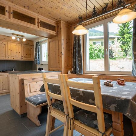 Aaa Chalet Allegra Rojo With Mountain View سكول المظهر الخارجي الصورة