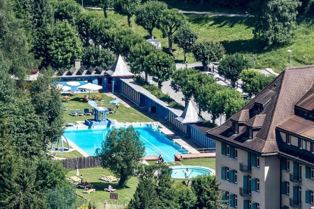 Aaa Chalet Allegra Rojo With Mountain View سكول المظهر الخارجي الصورة